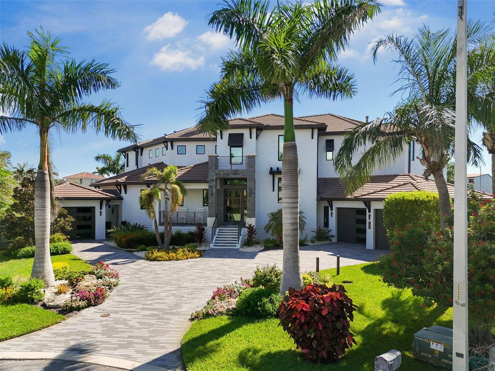 206 6TH STREET E, Tierra Verde, FL 33715 206 6TH STREET E, Tierra Verde, FL 33715