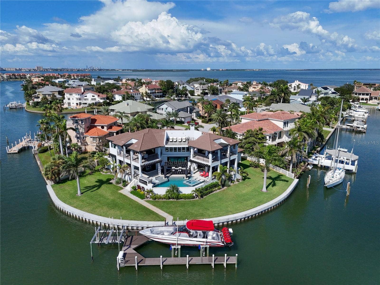 206 6TH STREET E, Tierra Verde, FL 33715 206 6TH STREET E, Tierra Verde, FL 33715