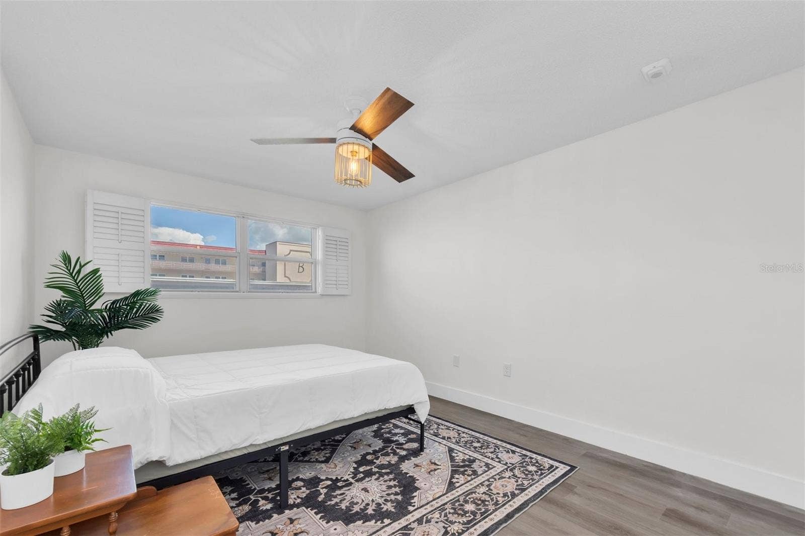 3018 59TH STREET S, #111, Gulfport, FL 33707 FURNISHED THROUGHOUT