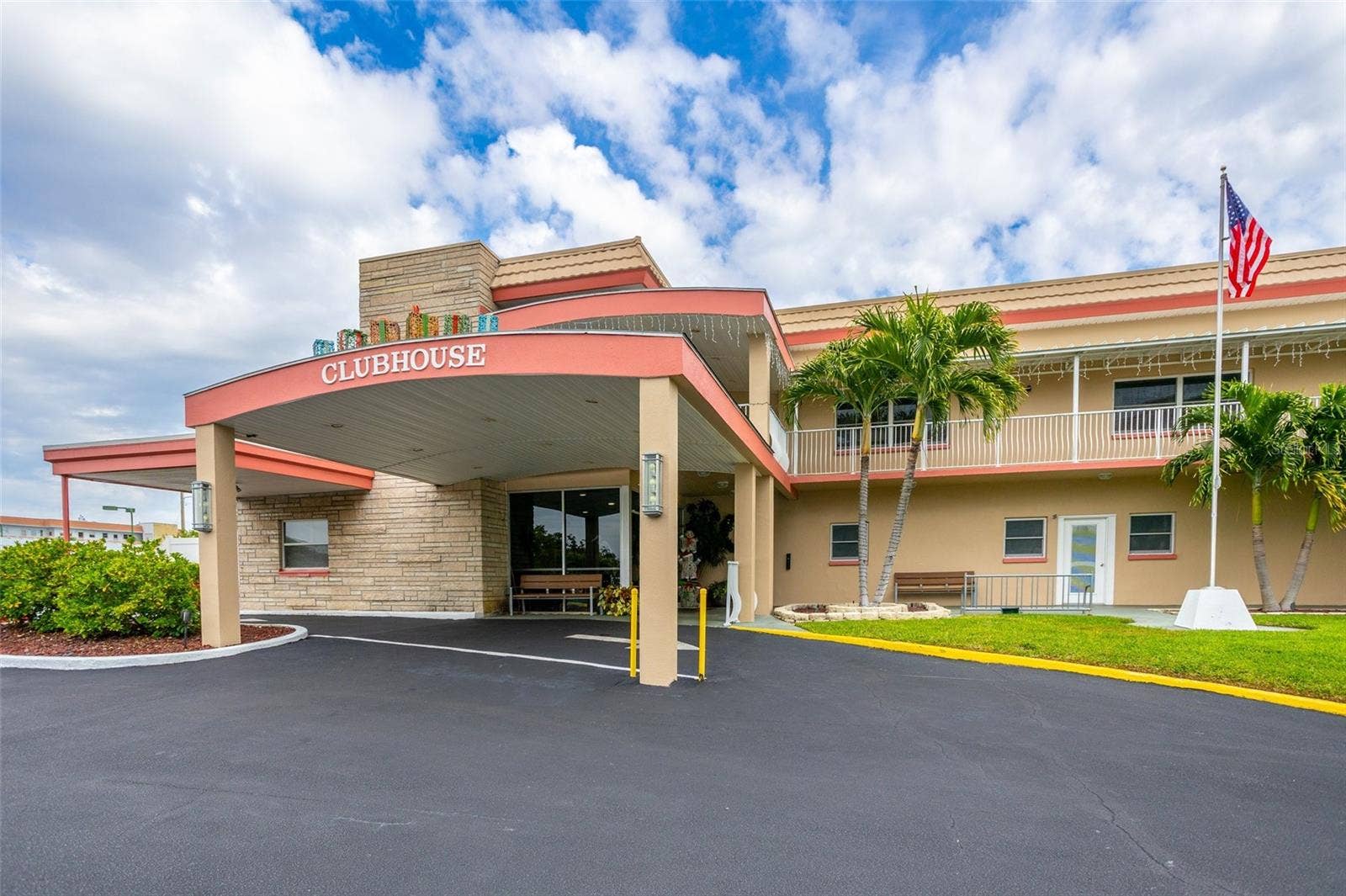 3018 59TH STREET S, #111, Gulfport, FL 33707 Clubhouse