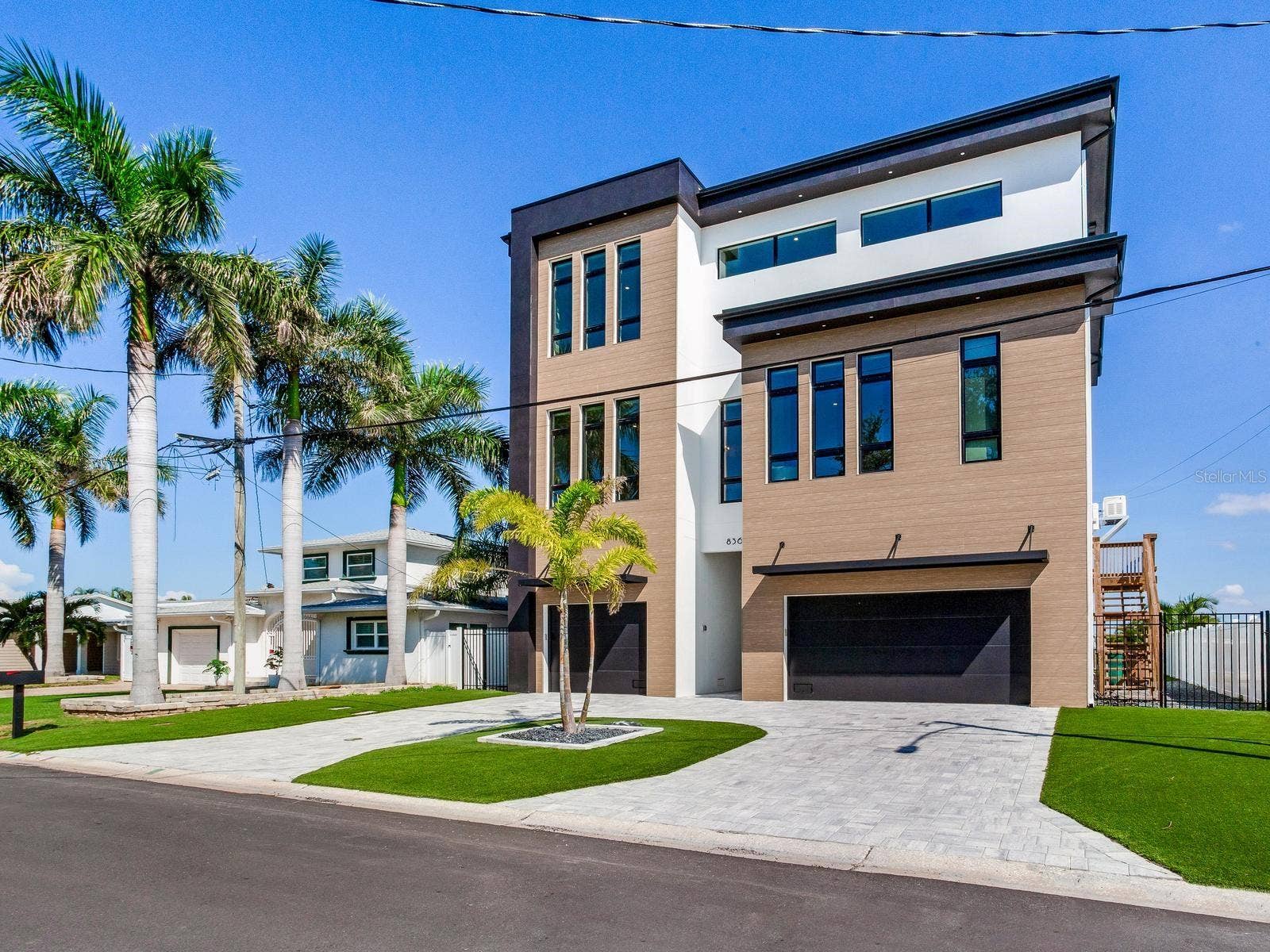 836 BAY POINT DRIVE, Madeira Beach, FL 33708 836 BAY POINT DRIVE, Madeira Beach, FL 33708