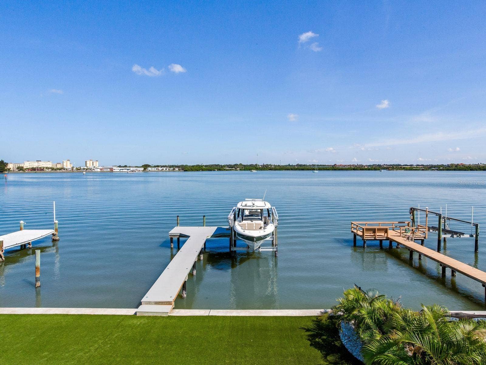 836 BAY POINT DRIVE, Madeira Beach, FL 33708 836 BAY POINT DRIVE, Madeira Beach, FL 33708