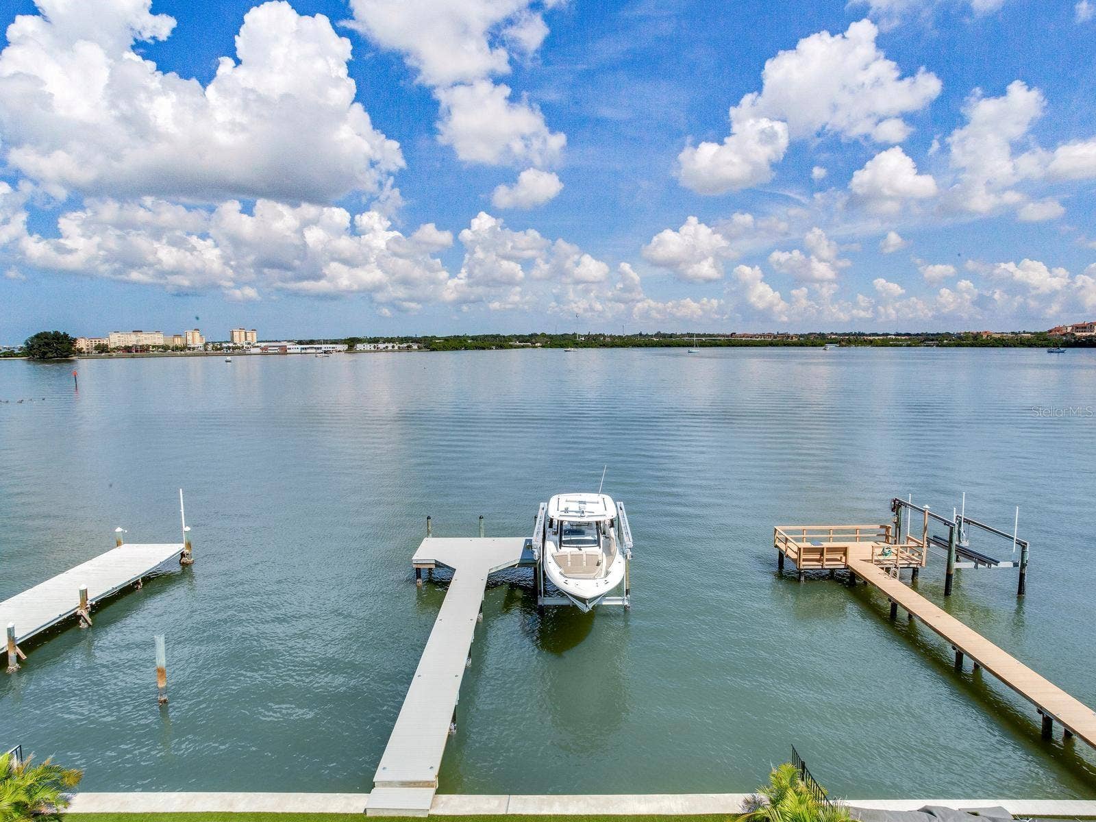 836 BAY POINT DRIVE, Madeira Beach, FL 33708 836 BAY POINT DRIVE, Madeira Beach, FL 33708