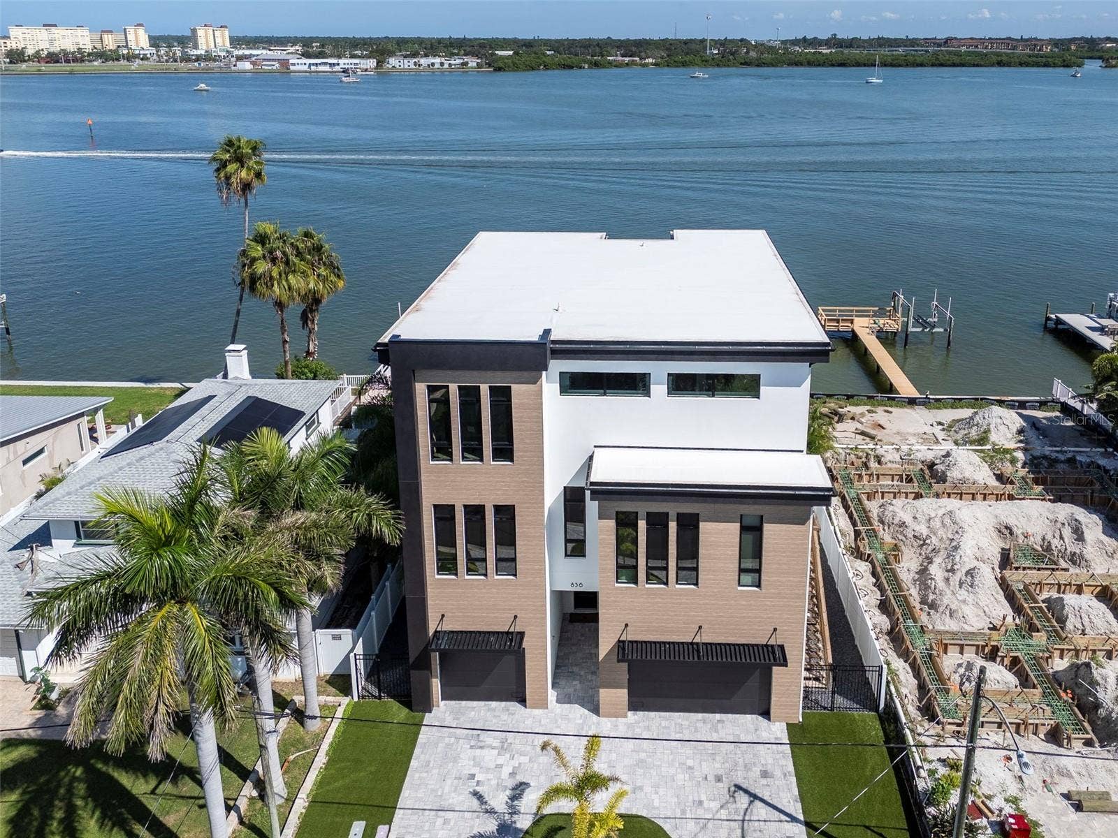836 BAY POINT DRIVE, Madeira Beach, FL 33708 836 BAY POINT DRIVE, Madeira Beach, FL 33708