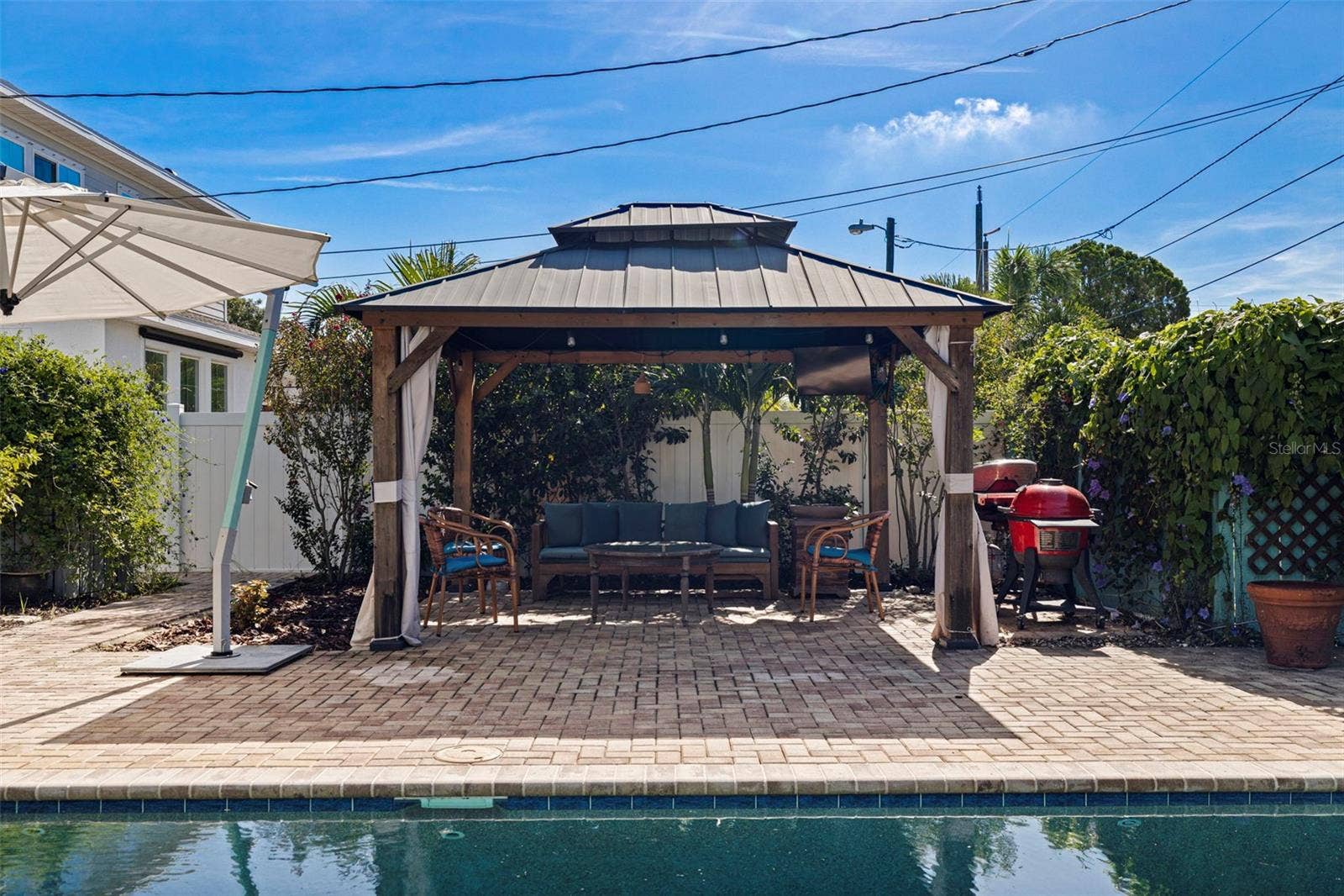 4626 10TH AVENUE N, St Petersburg, FL 33713 Gazebo Outdoor Enjoyment.