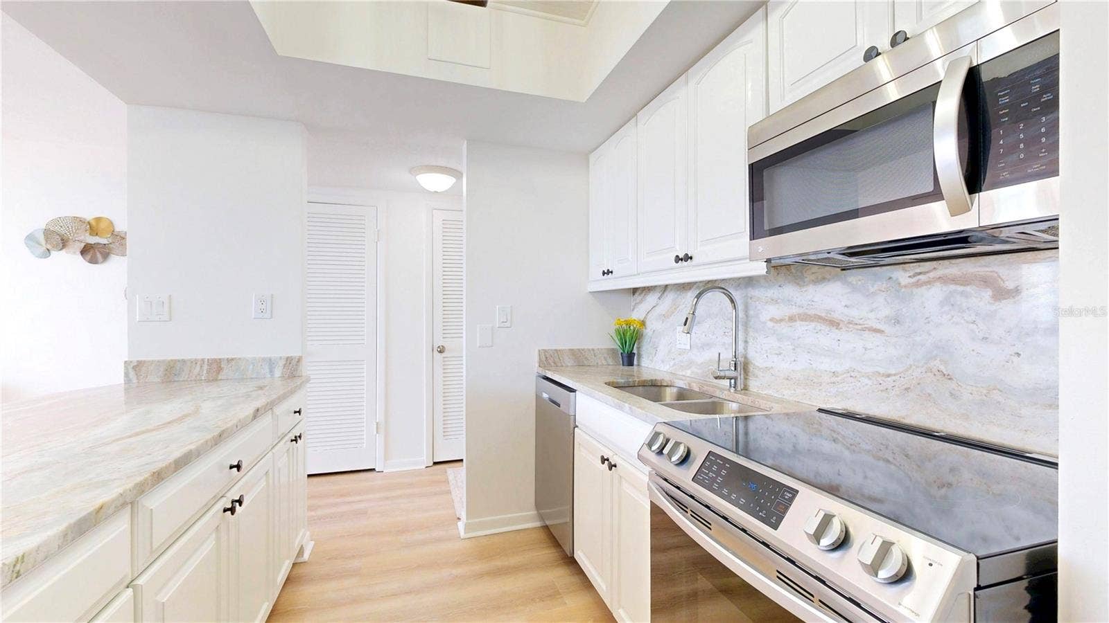 5396 GULF BOULEVARD, #909, St Pete Beach, FL 33706 5396 GULF BOULEVARD, #909, St Pete Beach, FL 33706