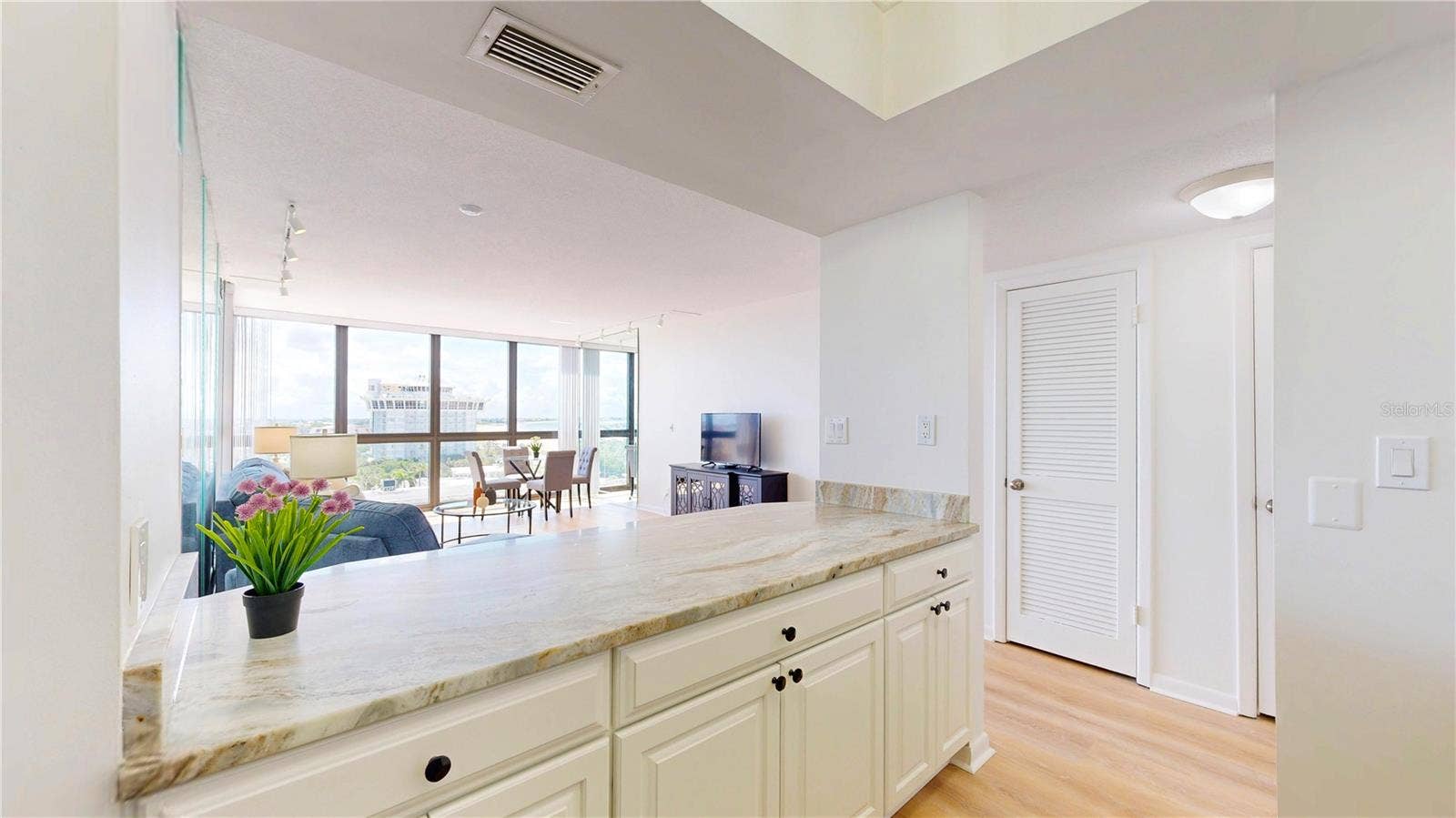 5396 GULF BOULEVARD, #909, St Pete Beach, FL 33706 5396 GULF BOULEVARD, #909, St Pete Beach, FL 33706