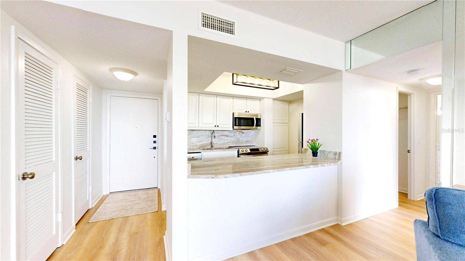 5396 GULF BOULEVARD, #909, St Pete Beach, FL 33706 5396 GULF BOULEVARD, #909, St Pete Beach, FL 33706