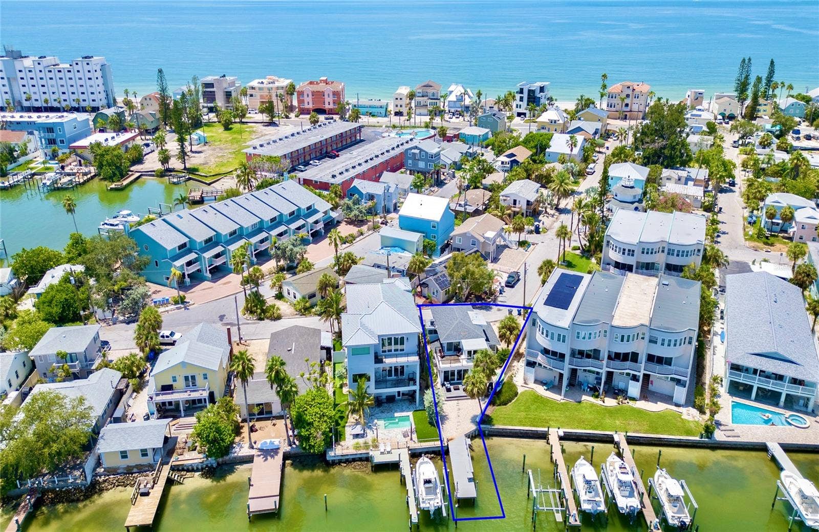 300 BAY PLZ, Treasure Island, FL 33706