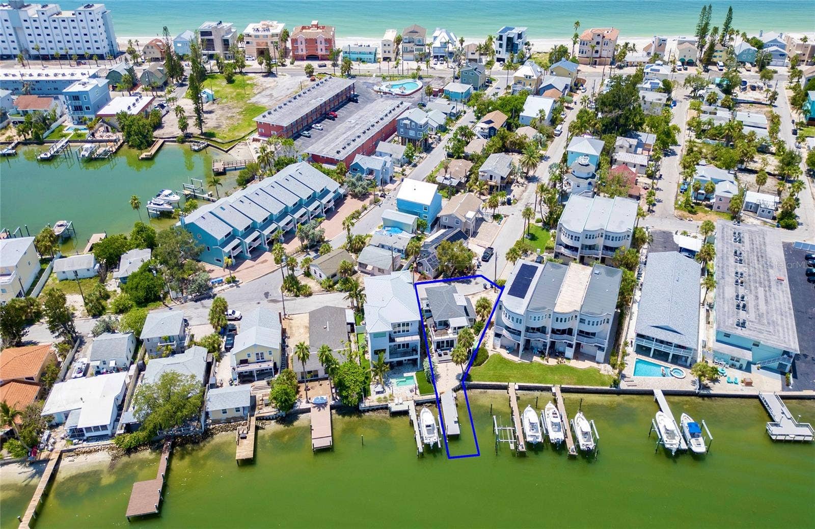 300 BAY PLZ, Treasure Island, FL 33706