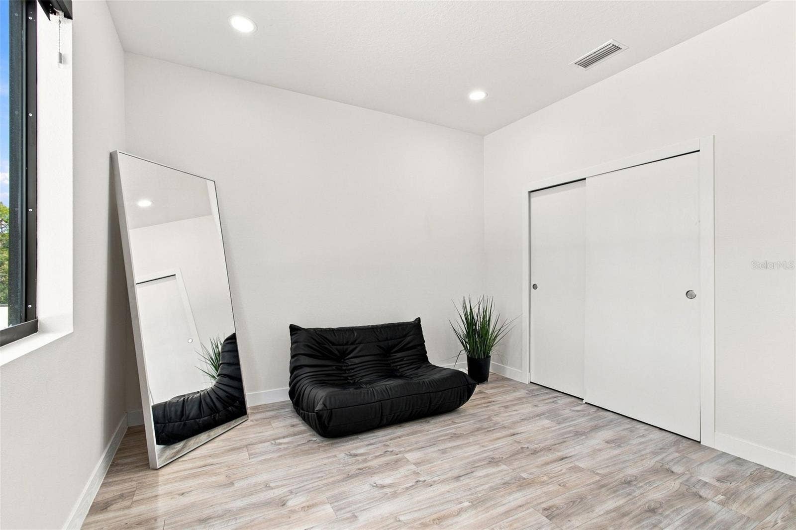 7519 N COOLIDGE AVENUE, Tampa, FL 33614 7519 N COOLIDGE AVENUE, Tampa, FL 33614