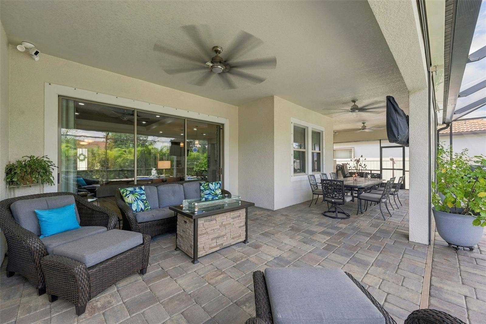 Extended Lanai