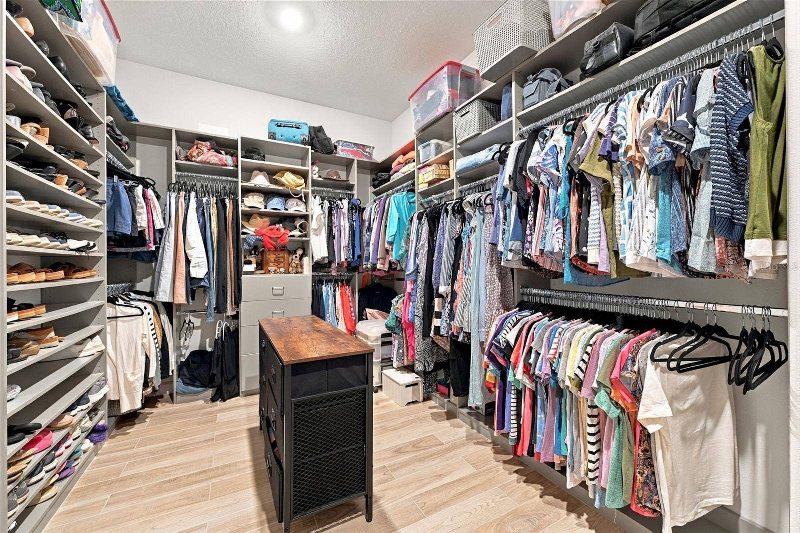 Custom Closet System
