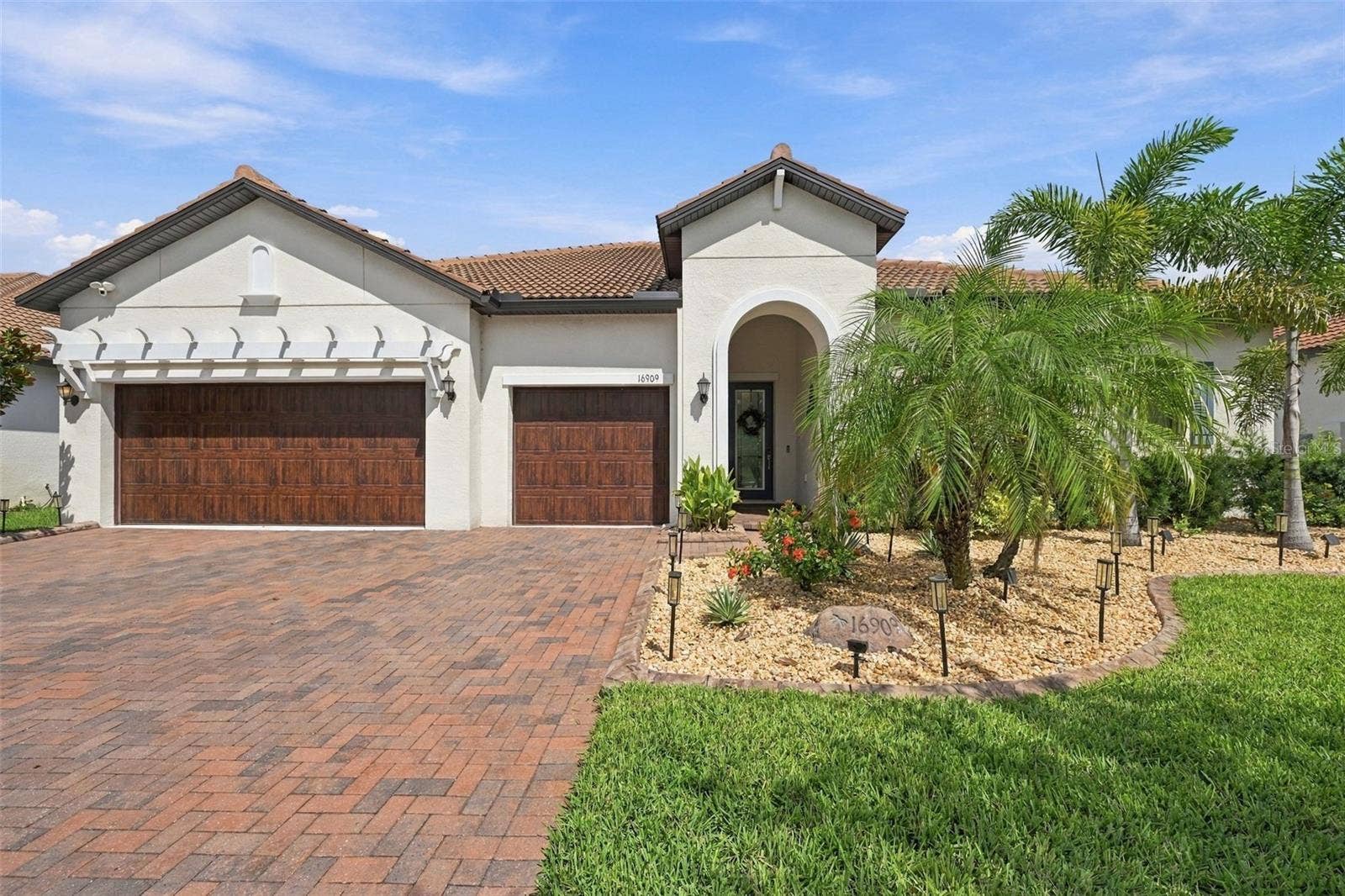 16909 CLEAR CORK DRIVE, Wimauma, FL 33598