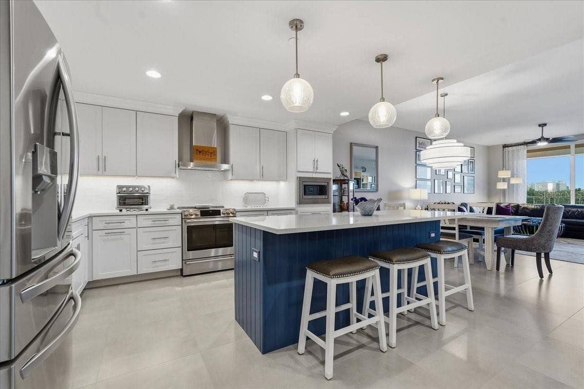 920 N OSCEOLA AVENUE, #605, Clearwater, FL 33755