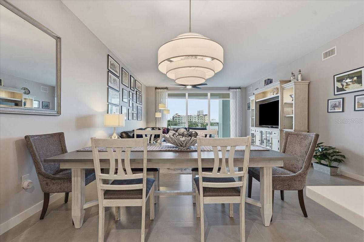 920 N OSCEOLA AVENUE, #605, Clearwater, FL 33755