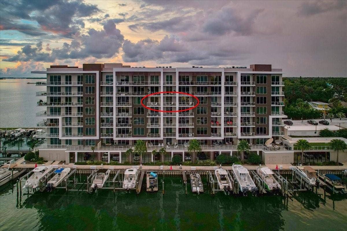 920 N OSCEOLA AVENUE, #605, Clearwater, FL 33755