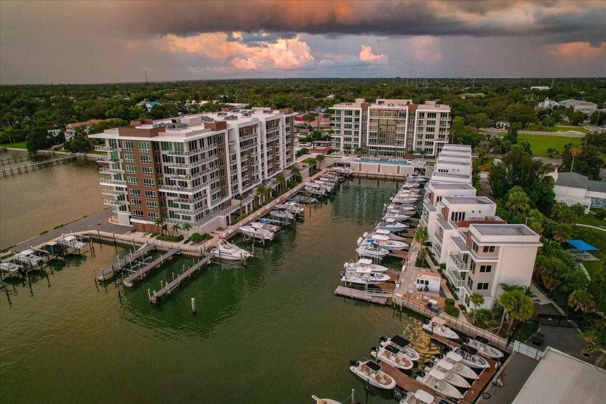 920 N OSCEOLA AVENUE, #605, Clearwater, FL 33755