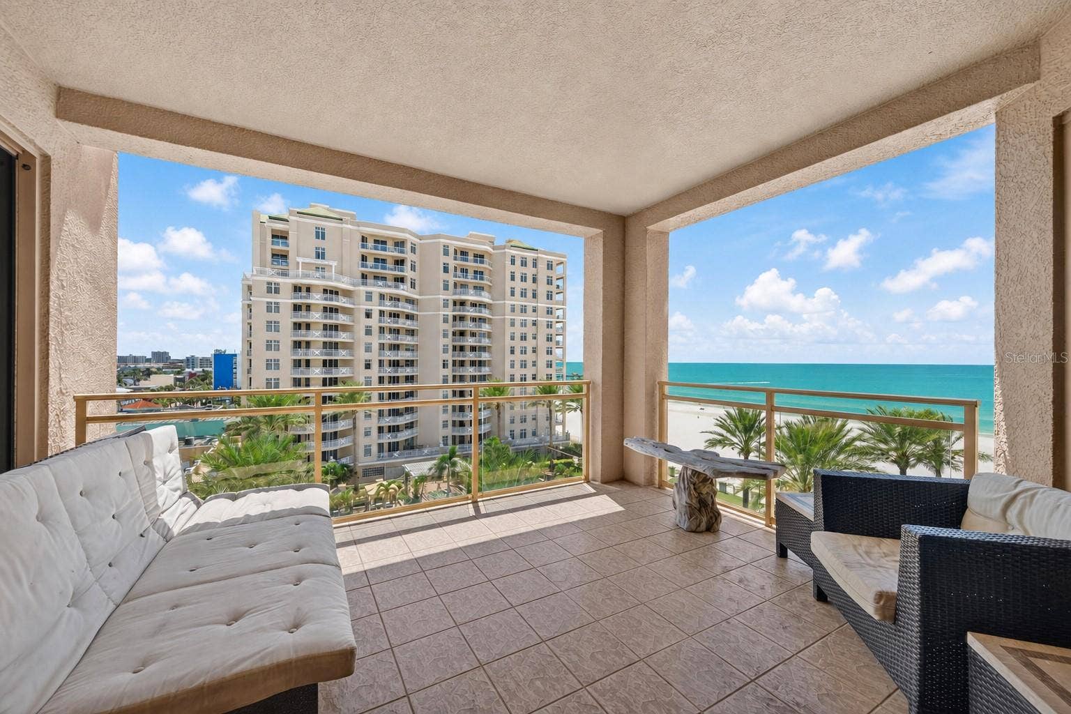 11 BAYMONT STREET, #807, Clearwater, FL 33767