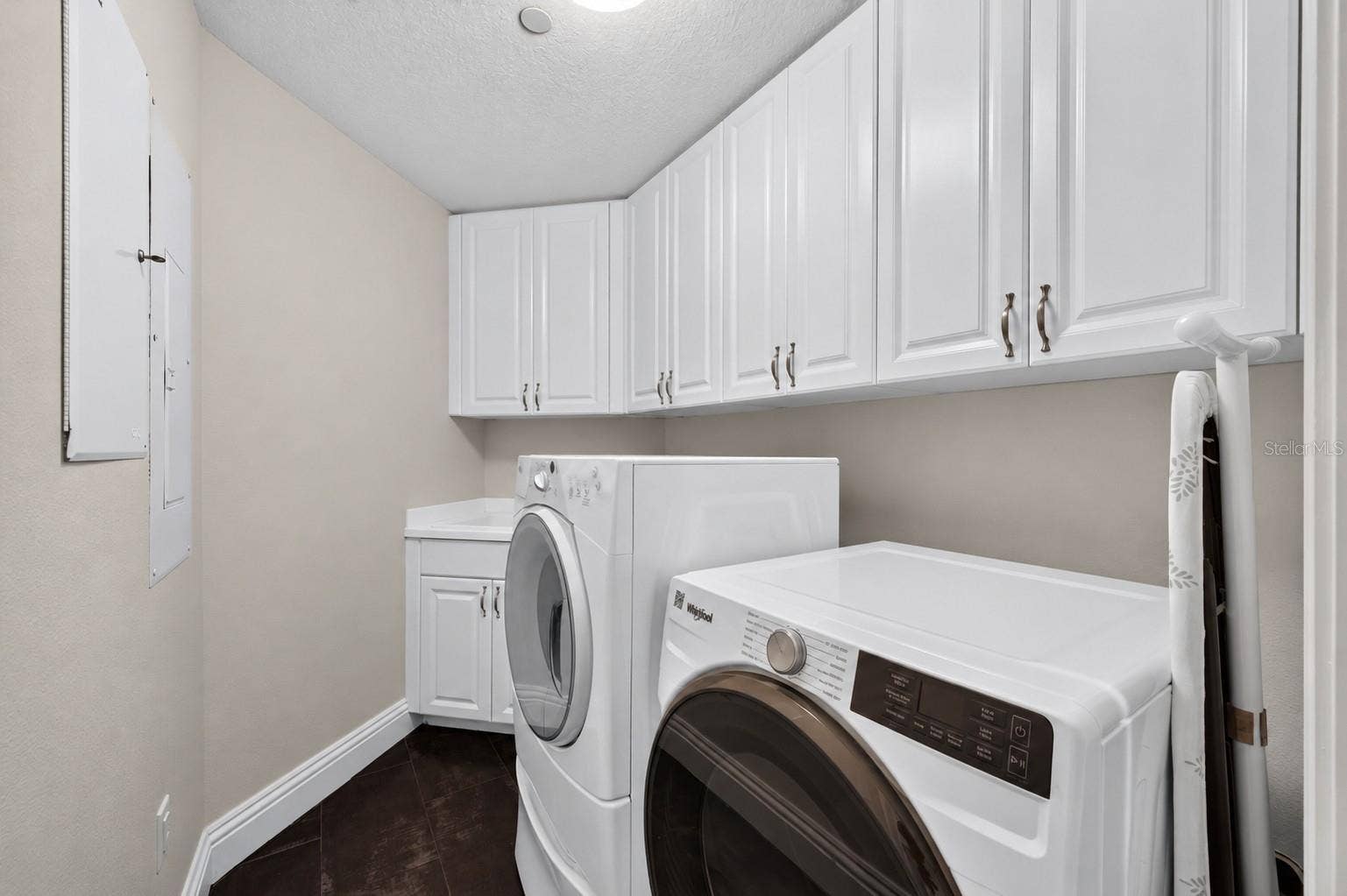 11 BAYMONT STREET, #807, Clearwater, FL 33767