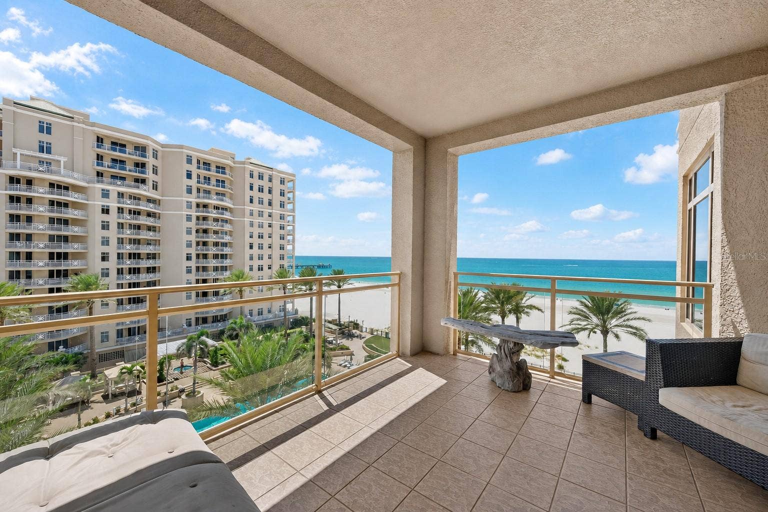 11 BAYMONT STREET, #807, Clearwater, FL 33767