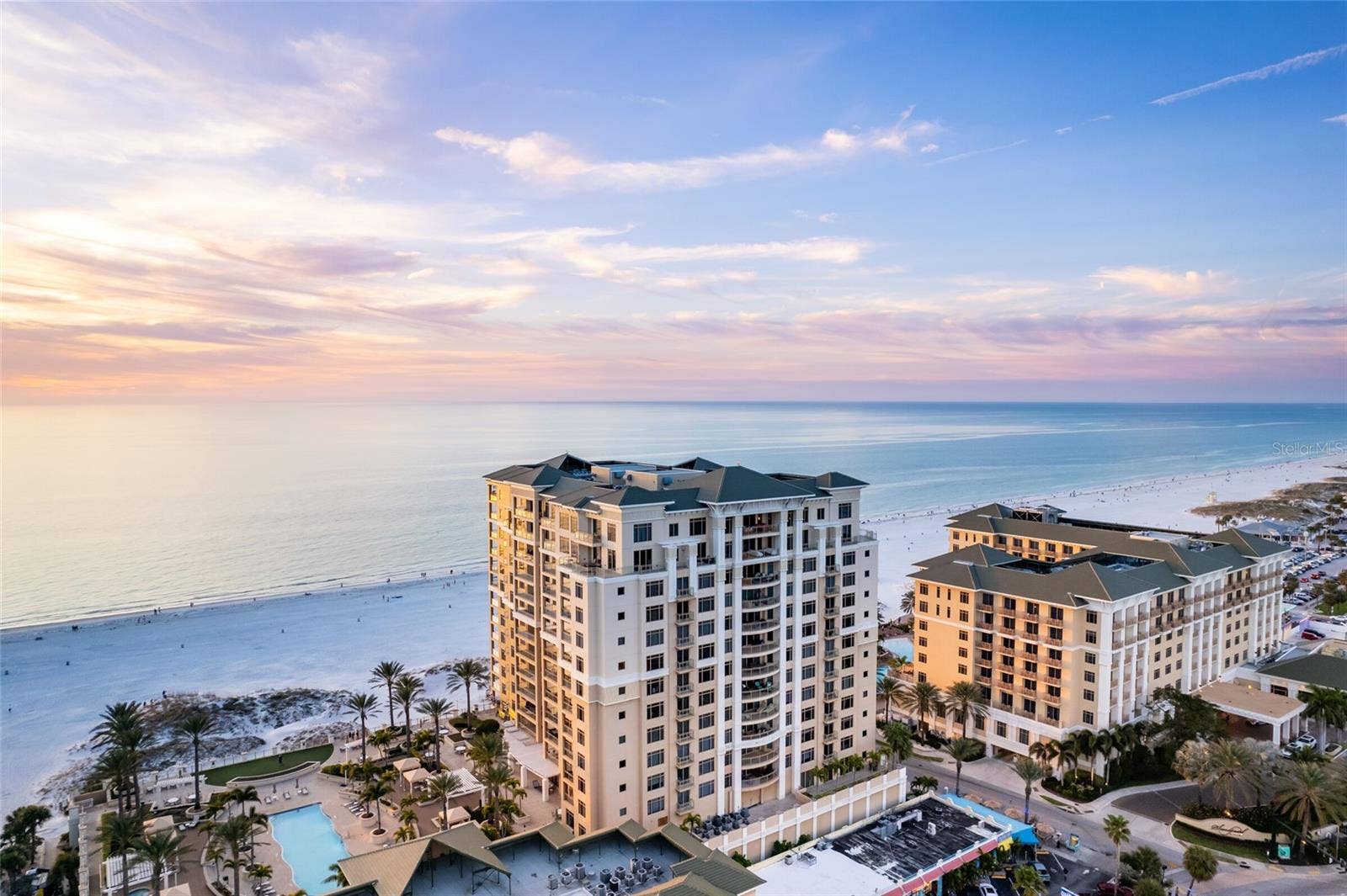 11 BAYMONT STREET, #807, Clearwater, FL 33767