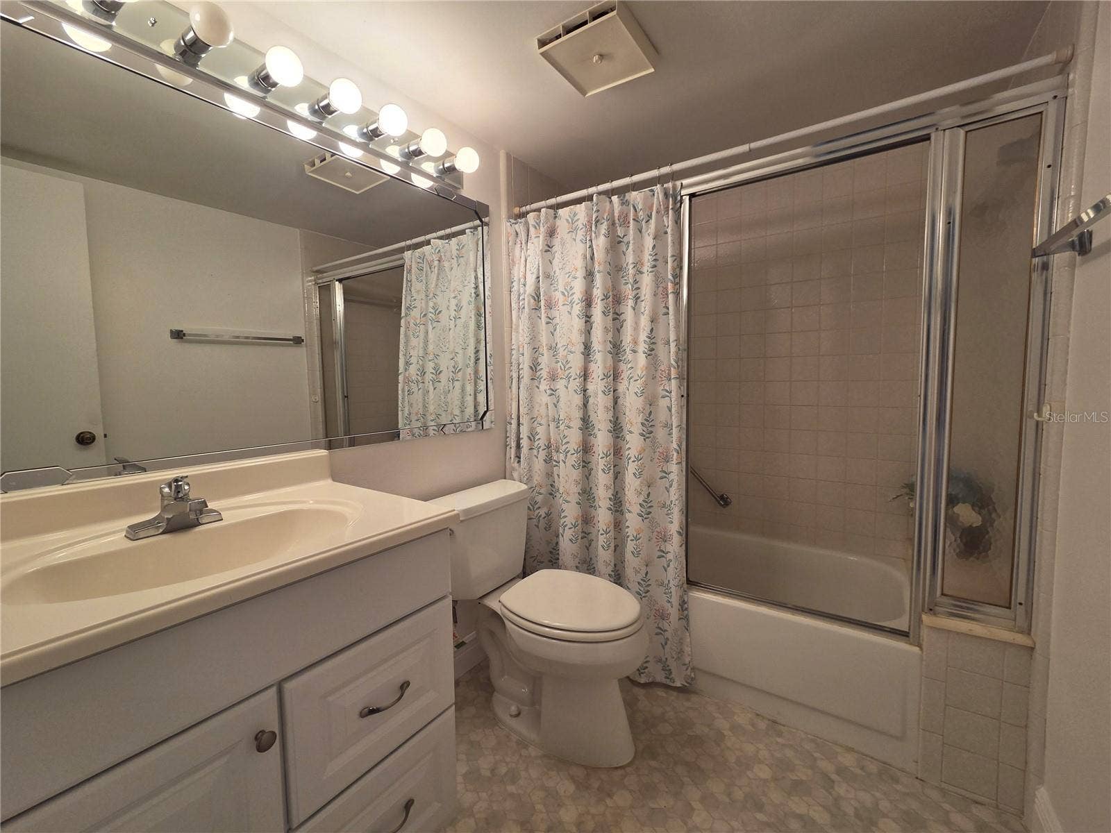 1700 PINE RIDGE WAY E, #C1, Palm Harbor, FL 34684 1700 PINE RIDGE WAY E, #C1, Palm Harbor, FL 34684