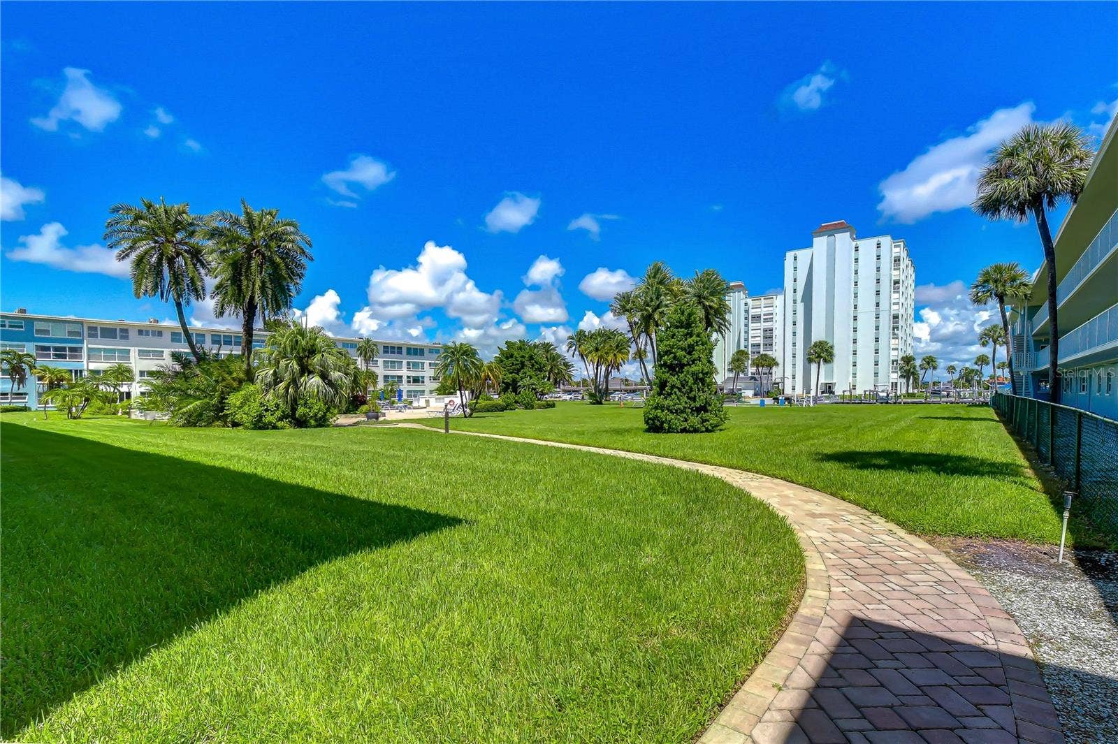 300 64TH AVENUE, #322, St Pete Beach, FL 33706 300 64TH AVENUE, #322, St Pete Beach, FL 33706