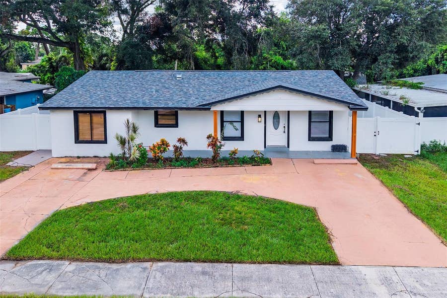 Property photo for 6524 LA MESA CIRCLE, Tampa, FL
