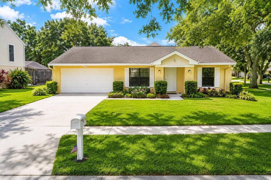Property photo for 16132 COUNTRY CROSSING DRIVE, Tampa, FL