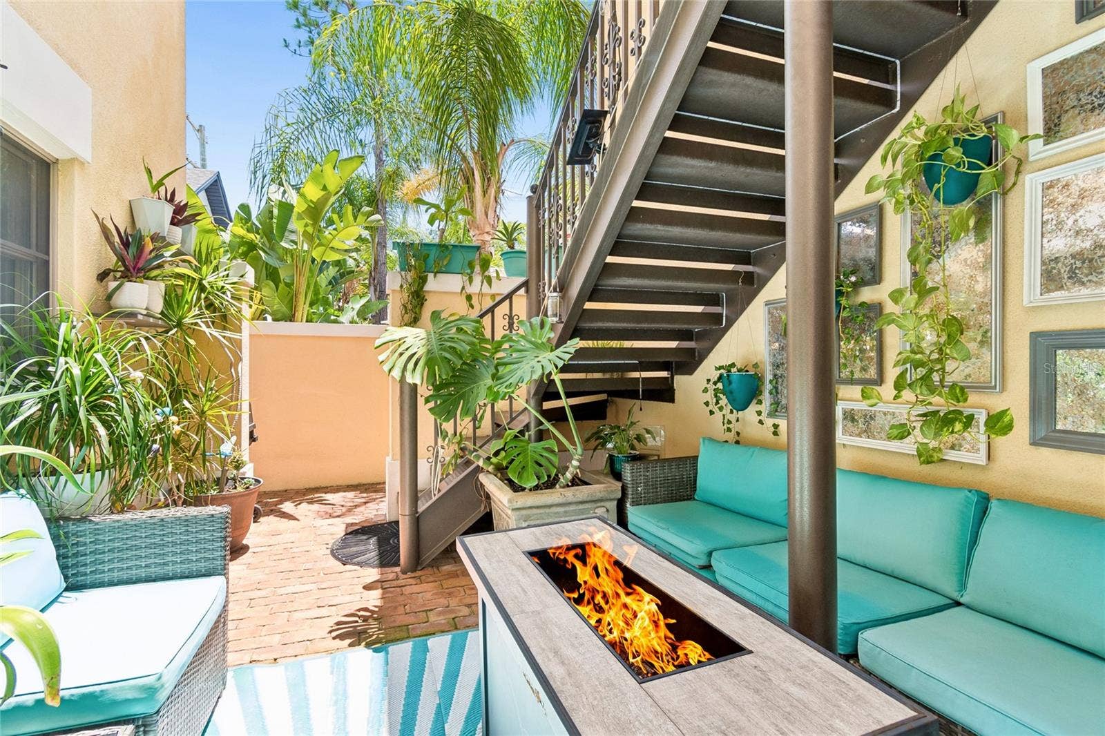 509 S WILLOW AVENUE, #1 & 2, Tampa, FL 33606 509 S WILLOW AVENUE, #1 & 2, Tampa, FL 33606