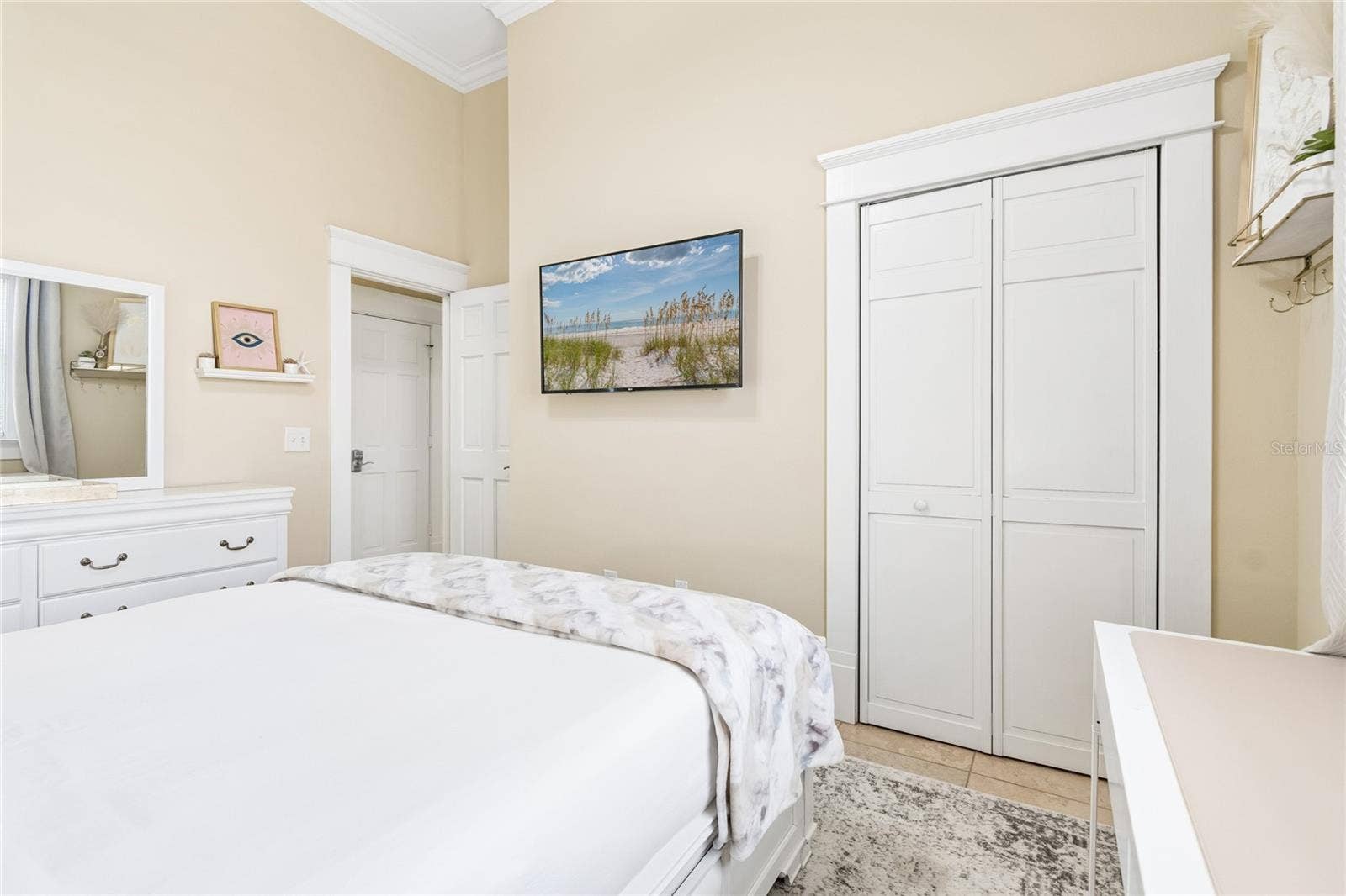 509 S WILLOW AVENUE, #1 & 2, Tampa, FL 33606 509 S WILLOW AVENUE, #1 & 2, Tampa, FL 33606