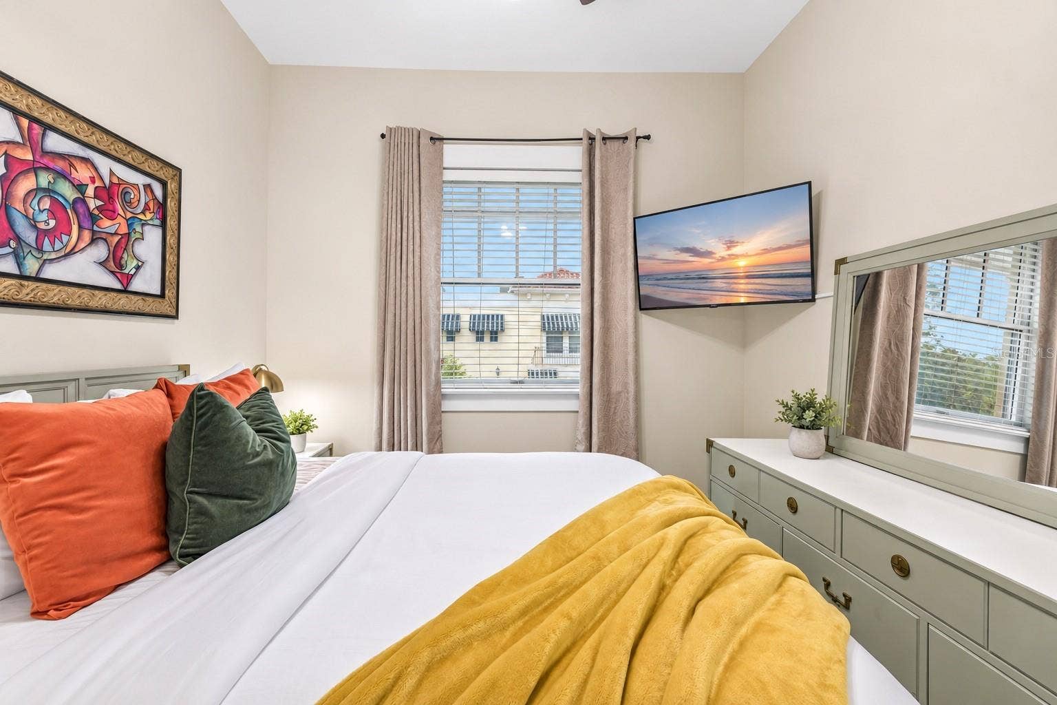 509 S WILLOW AVENUE, #1 & 2, Tampa, FL 33606 509 S WILLOW AVENUE, #1 & 2, Tampa, FL 33606
