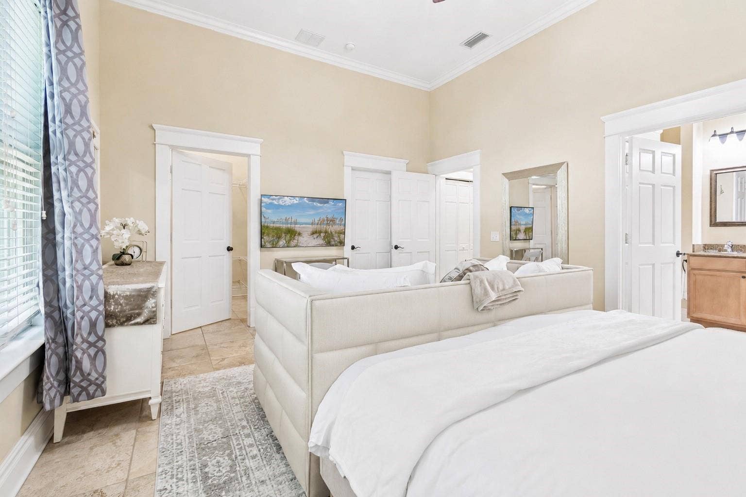 509 S WILLOW AVENUE, #1 & 2, Tampa, FL 33606 509 S WILLOW AVENUE, #1 & 2, Tampa, FL 33606