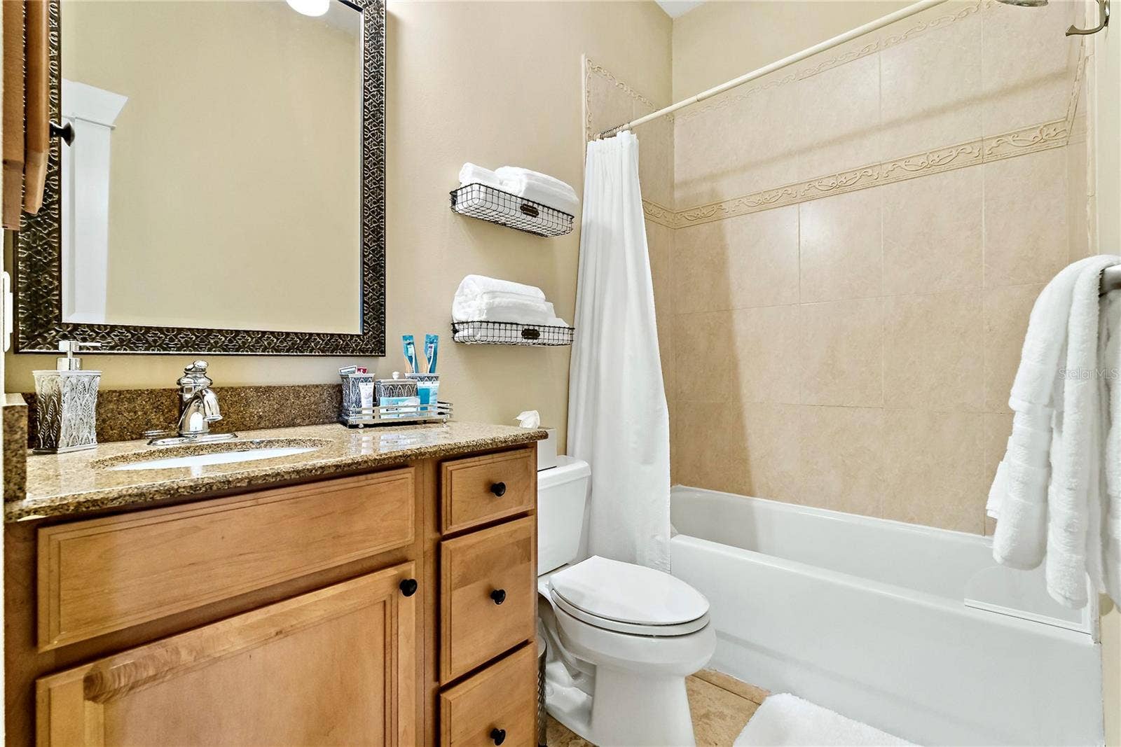 509 S WILLOW AVENUE, #1 & 2, Tampa, FL 33606 509 S WILLOW AVENUE, #1 & 2, Tampa, FL 33606