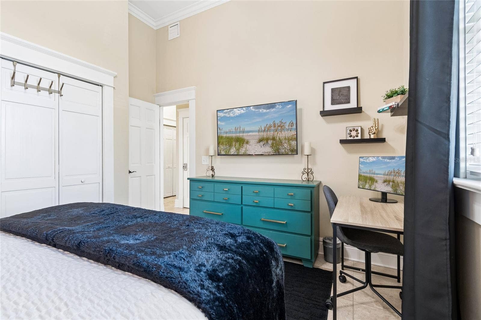 509 S WILLOW AVENUE, #1 & 2, Tampa, FL 33606 509 S WILLOW AVENUE, #1 & 2, Tampa, FL 33606