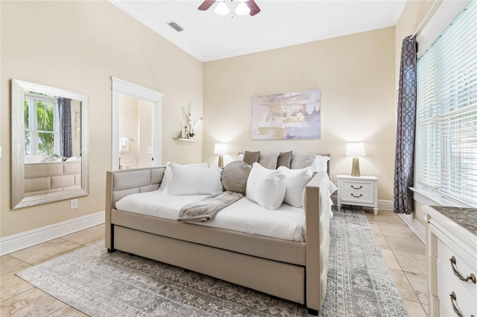 509 S WILLOW AVENUE, #1 & 2, Tampa, FL 33606 509 S WILLOW AVENUE, #1 & 2, Tampa, FL 33606