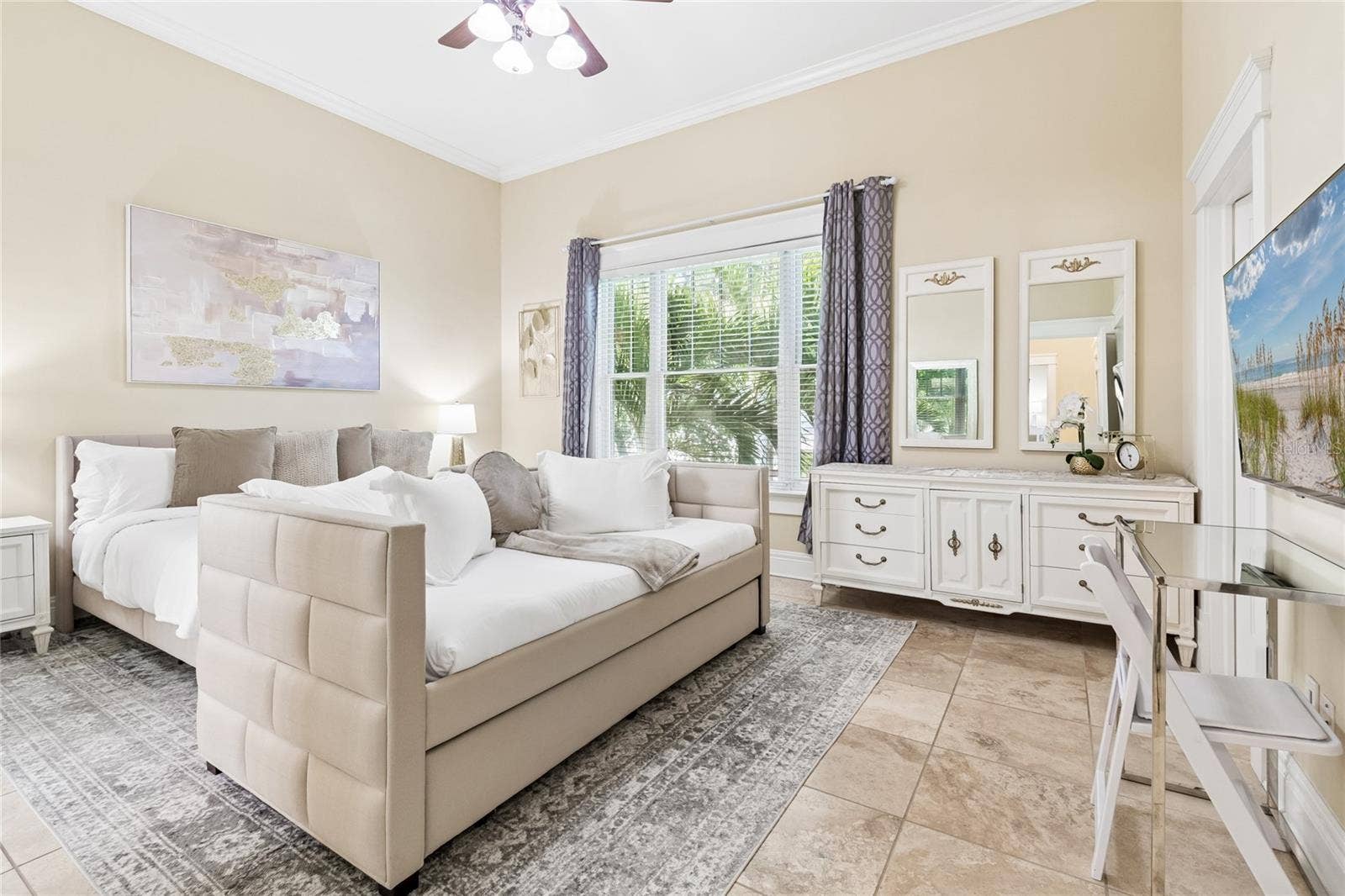 509 S WILLOW AVENUE, #1 & 2, Tampa, FL 33606 509 S WILLOW AVENUE, #1 & 2, Tampa, FL 33606