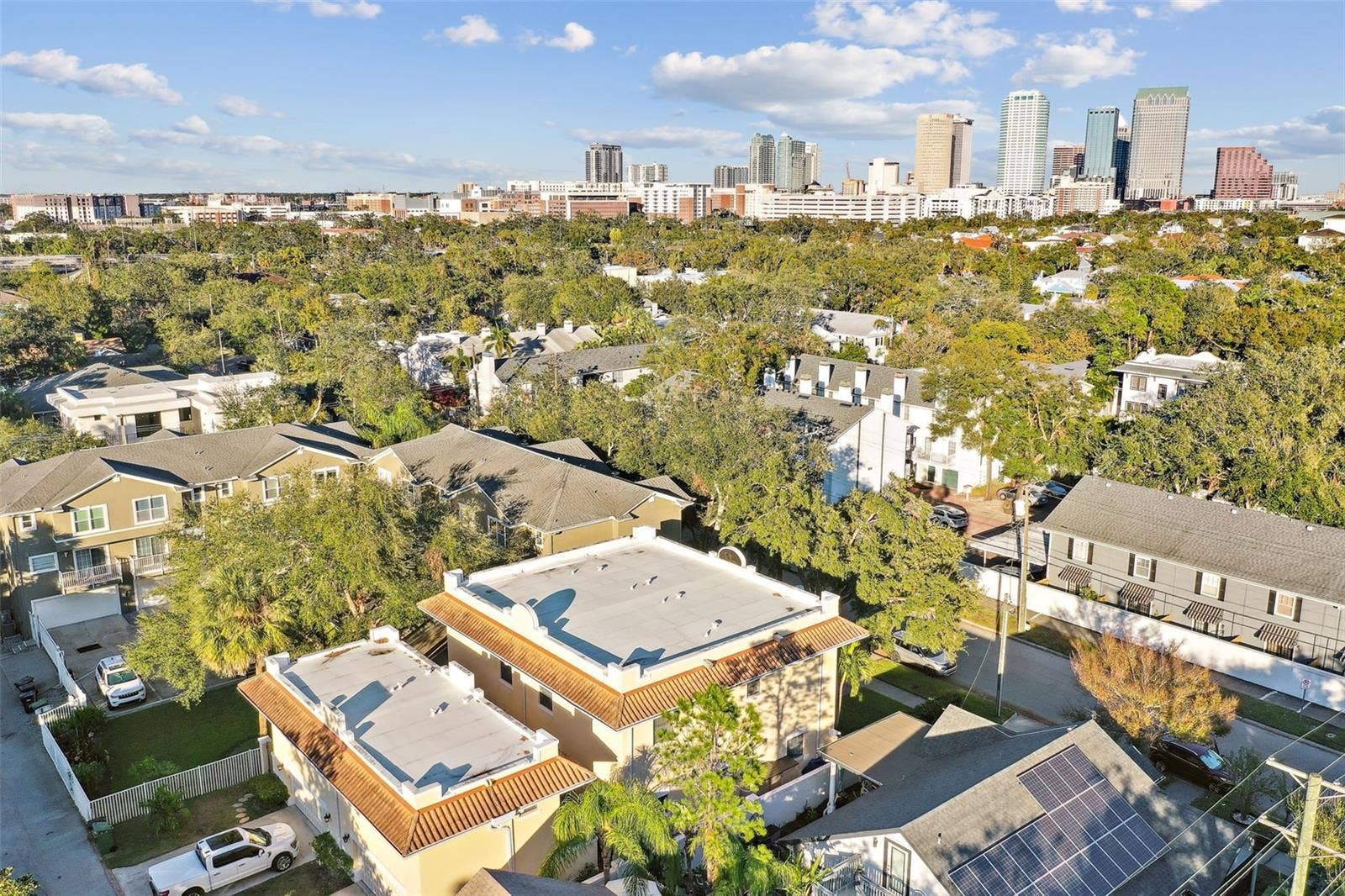 509 S WILLOW AVENUE, #1 & 2, Tampa, FL 33606 509 S WILLOW AVENUE, #1 & 2, Tampa, FL 33606