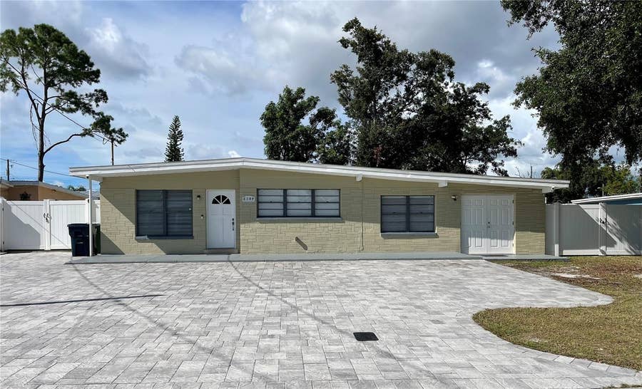 Property photo for 2307 W HAMILTON AVENUE, Tampa, FL