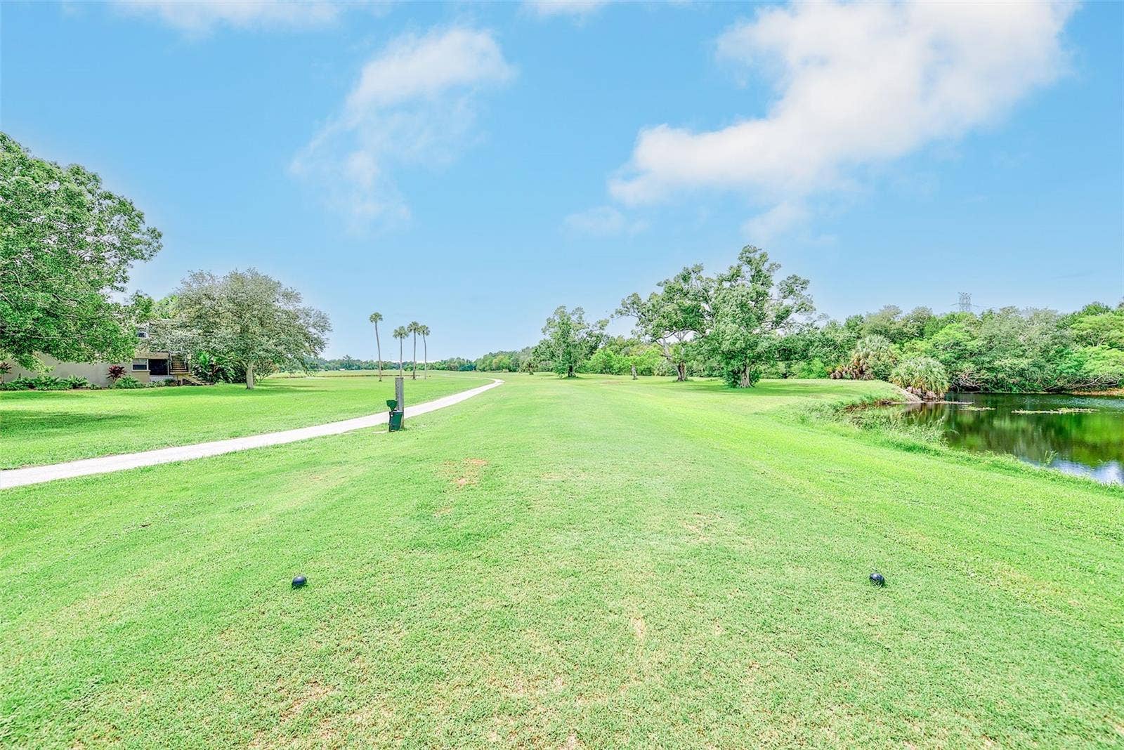 25 COUNTRY CLUB DRIVE, Largo, FL 33771 25 COUNTRY CLUB DRIVE, Largo, FL 33771