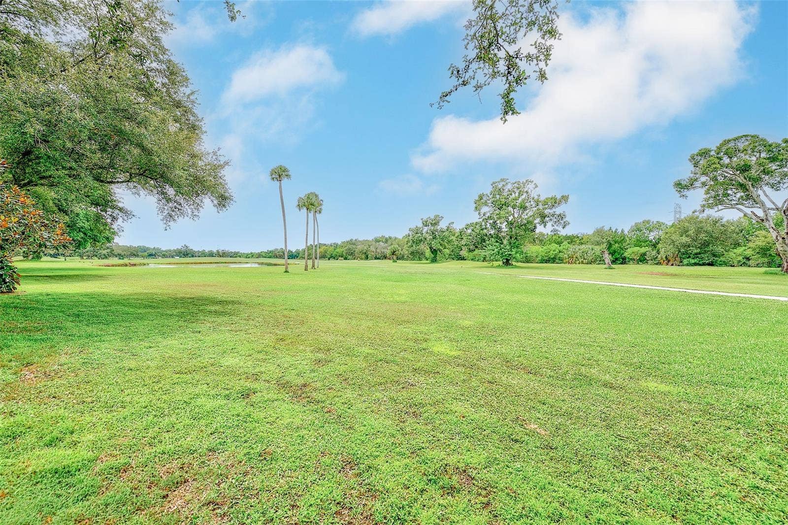 25 COUNTRY CLUB DRIVE, Largo, FL 33771 25 COUNTRY CLUB DRIVE, Largo, FL 33771
