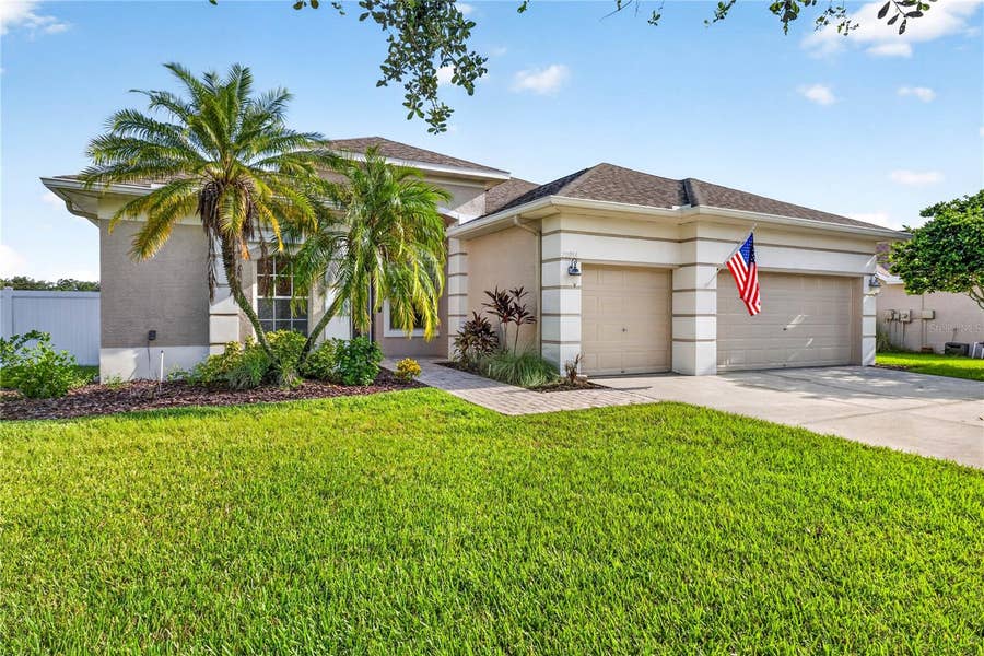 Property photo for 22953 BAY CEDAR DRIVE, Land O Lakes, FL