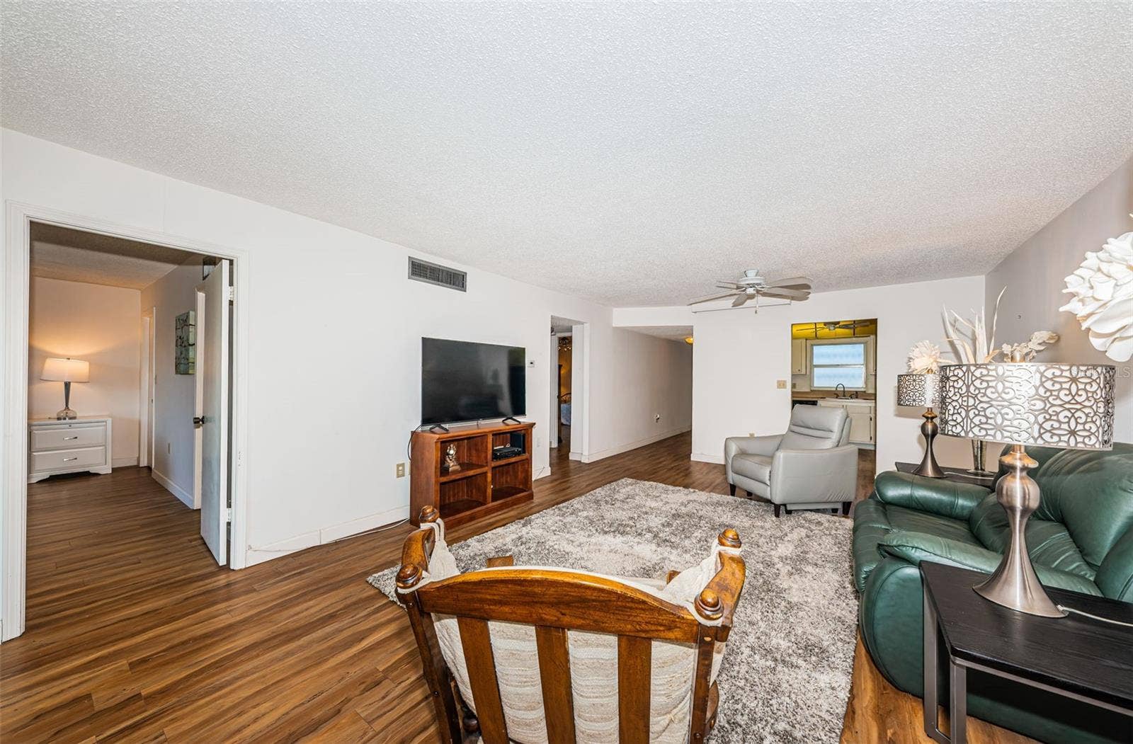 700 BEACH DRIVE NE, #308, St Petersburg, FL 33701 700 BEACH DRIVE NE, #308, St Petersburg, FL 33701