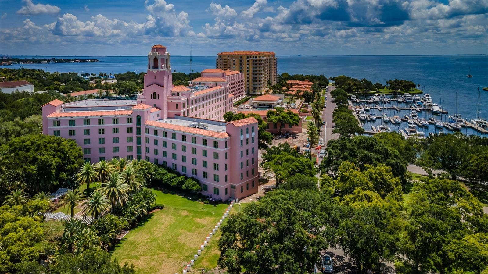 700 BEACH DRIVE NE, #308, St Petersburg, FL 33701 The 5 Star Vinoy Resort