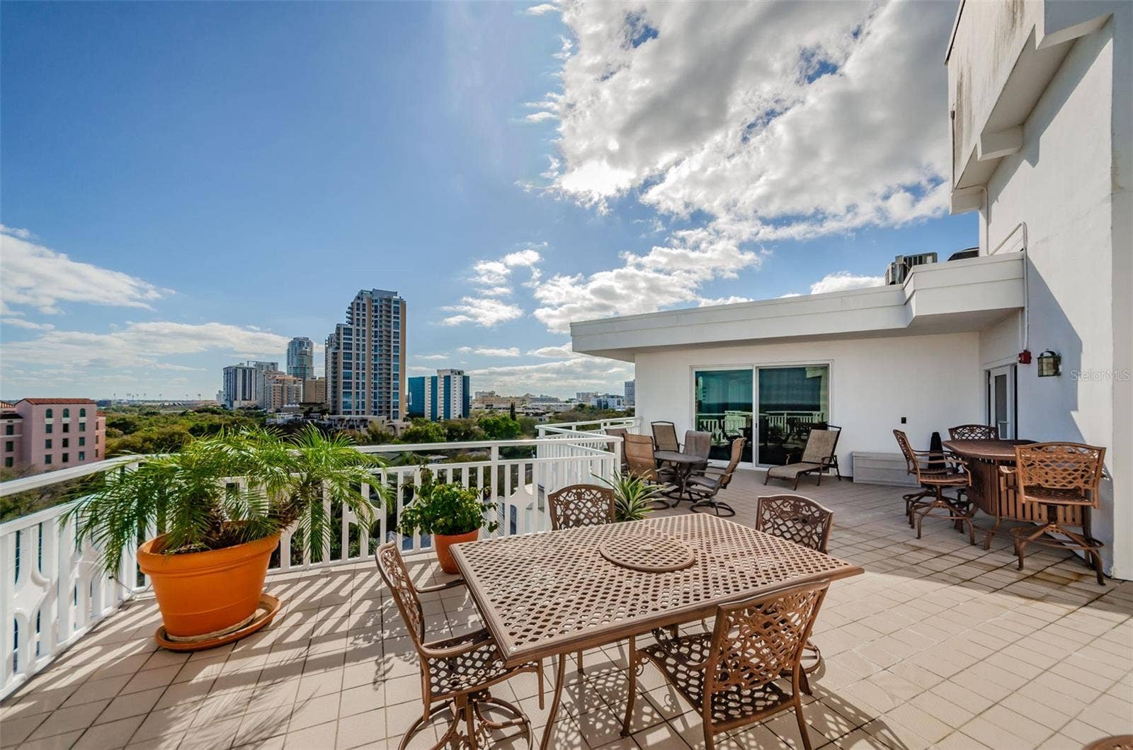 700 BEACH DRIVE NE, #308, St Petersburg, FL 33701 700 BEACH DRIVE NE, #308, St Petersburg, FL 33701