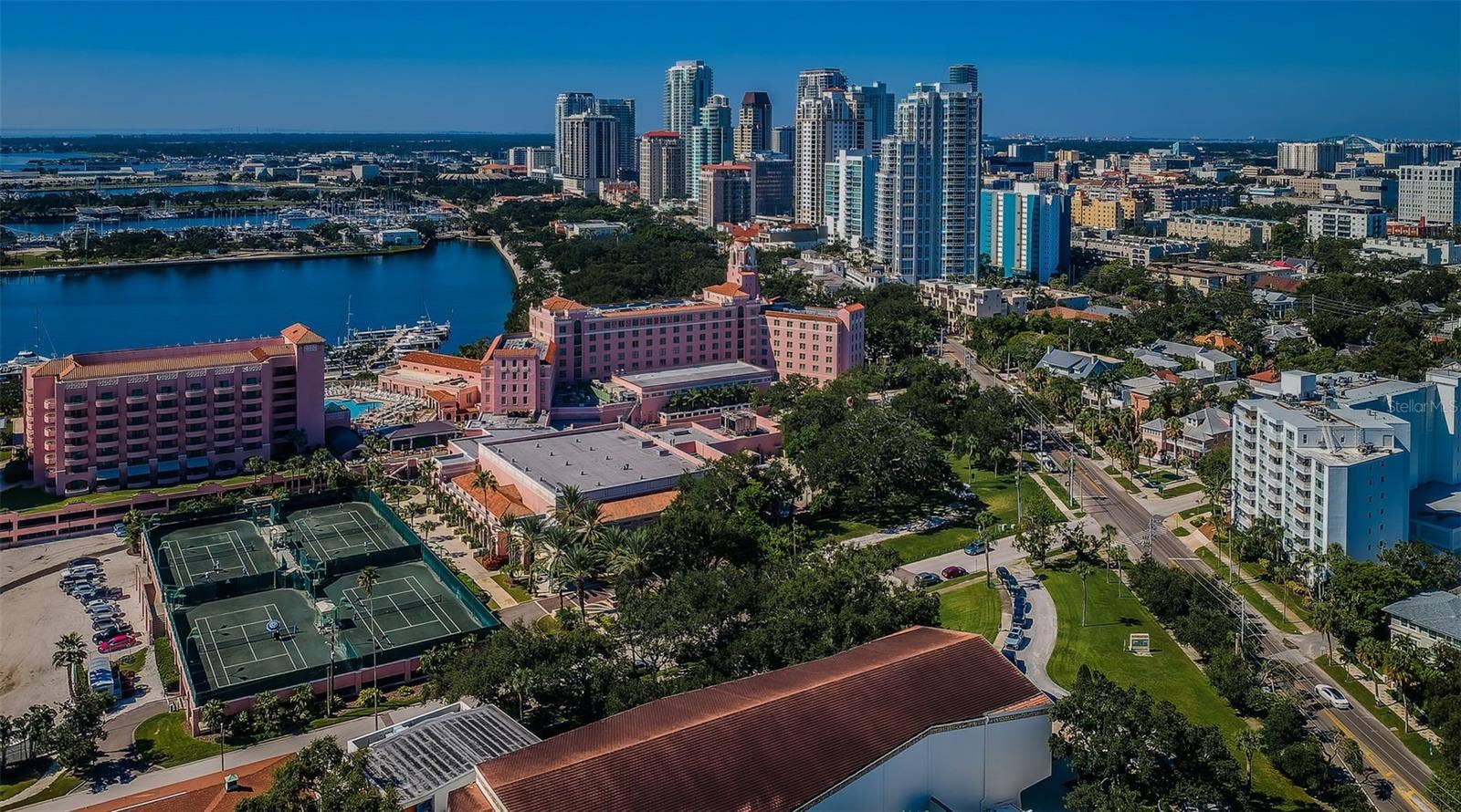 700 BEACH DRIVE NE, #308, St Petersburg, FL 33701 700 BEACH DRIVE NE, #308, St Petersburg, FL 33701