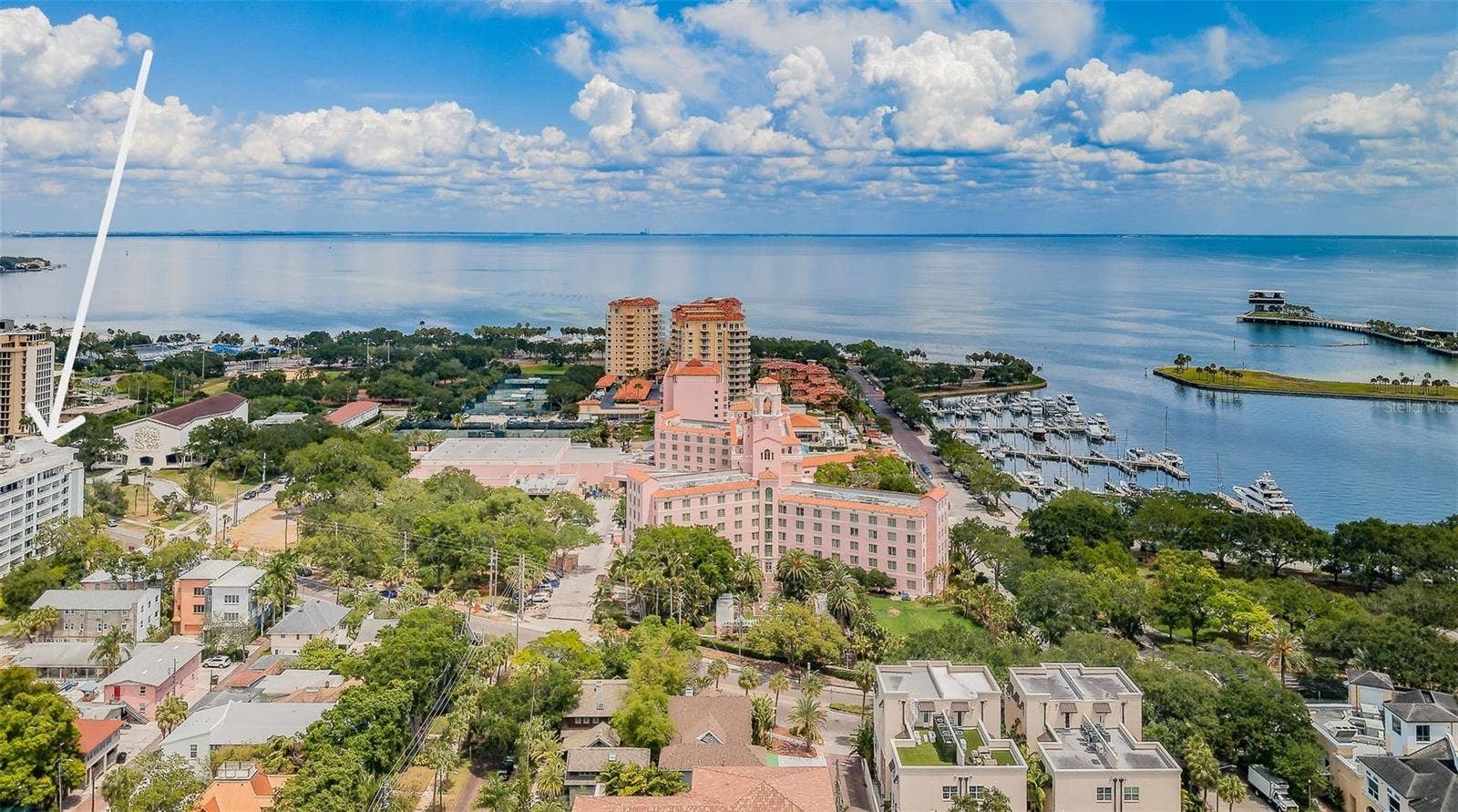 700 BEACH DRIVE NE, #308, St Petersburg, FL 33701 The Vinoy Resort Hotel one block away!