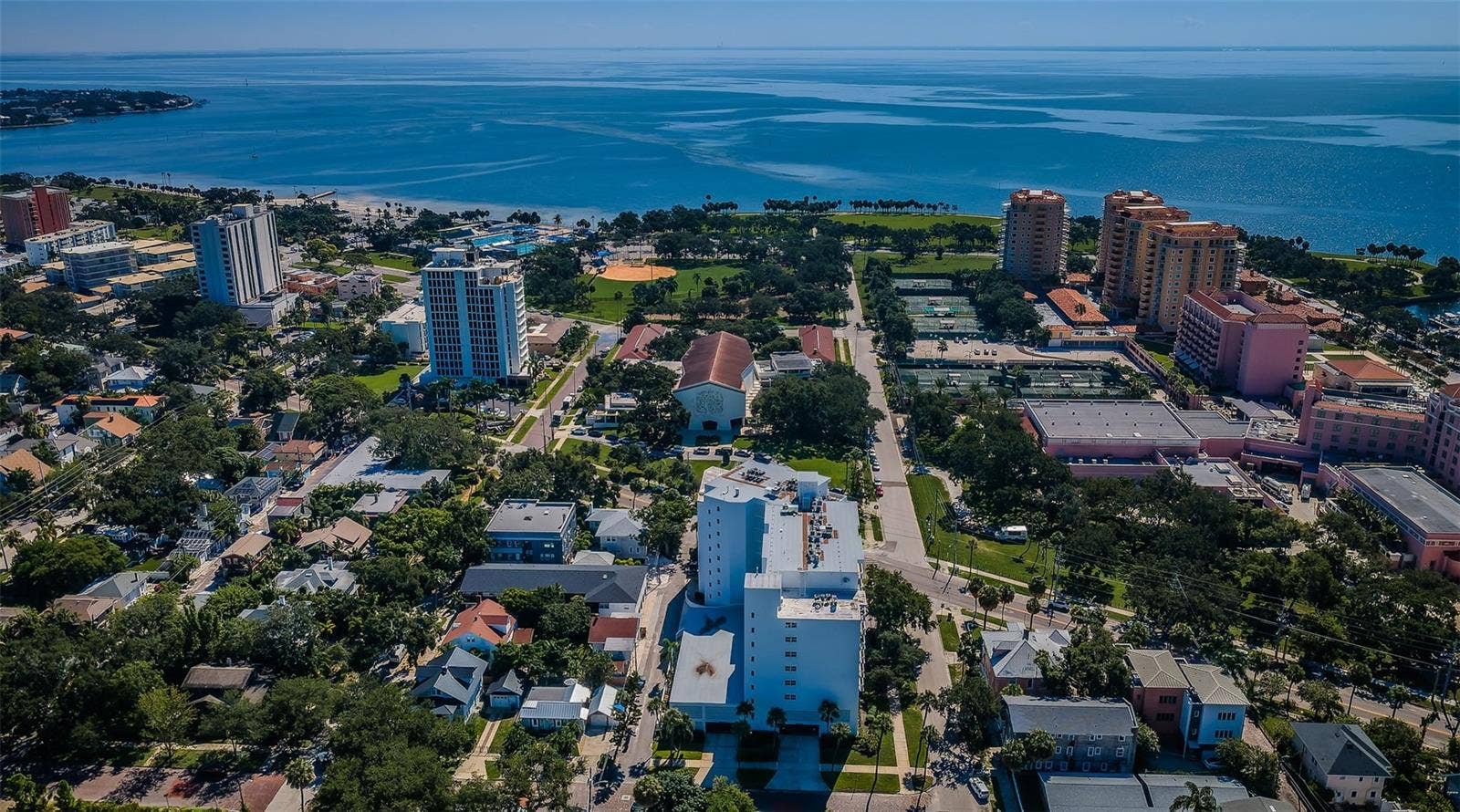 700 BEACH DRIVE NE, #308, St Petersburg, FL 33701 700 BEACH DRIVE NE, #308, St Petersburg, FL 33701