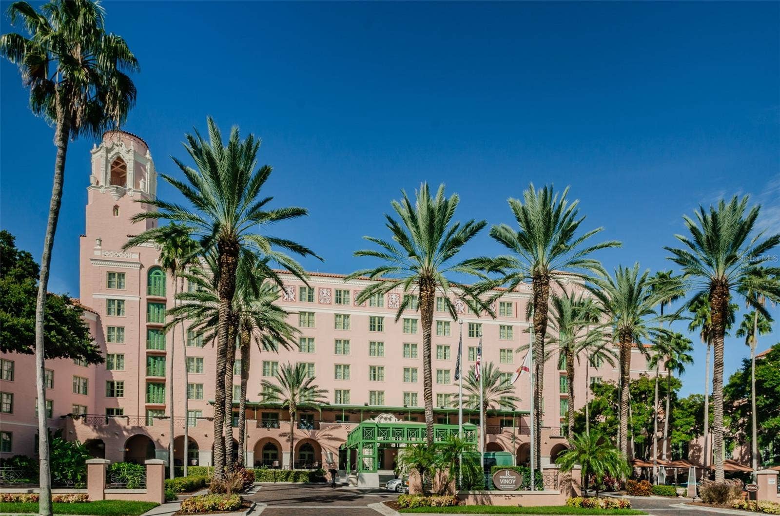 700 BEACH DRIVE NE, #308, St Petersburg, FL 33701 The 5 Star Vinoy Hotel Resort!